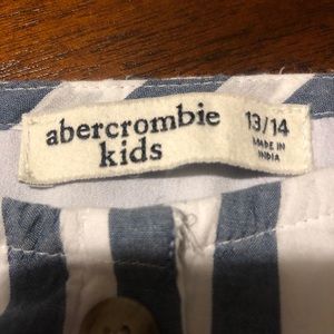 Cute Abercrombie tank top! Kids size 13-14!